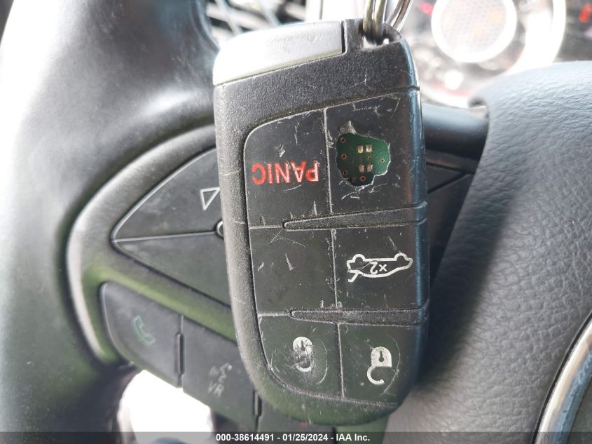 2015 DODGE CHALLENGER SXT OR R/T - 2C3CDZAG5FH701417