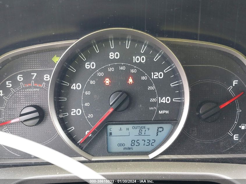 2014 TOYOTA RAV4 XLE - JTMWFREVXEJ001921