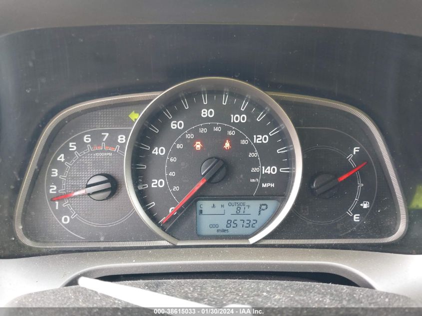 2014 TOYOTA RAV4 XLE - JTMWFREVXEJ001921