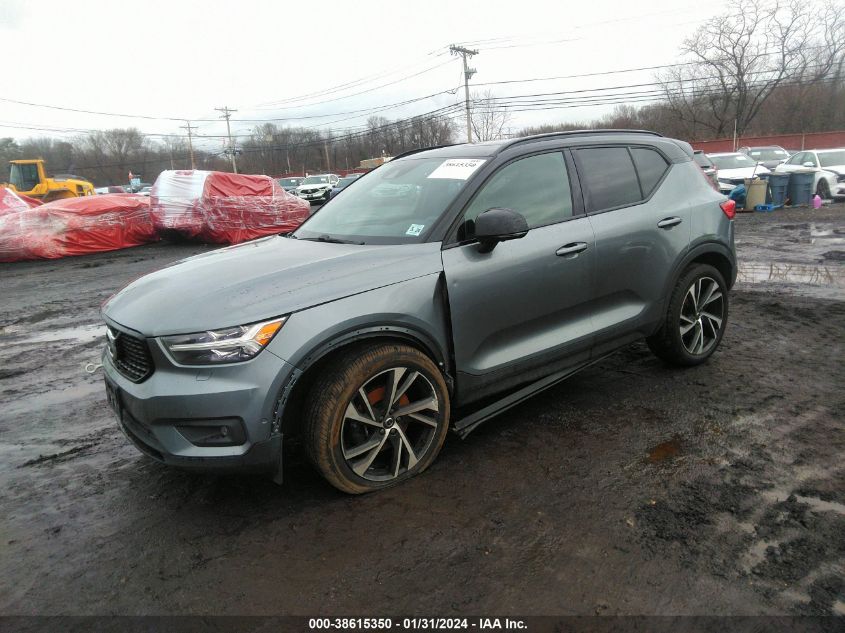 2019 VOLVO XC40 T5 R-DESIGN YV4162UM8K2130849