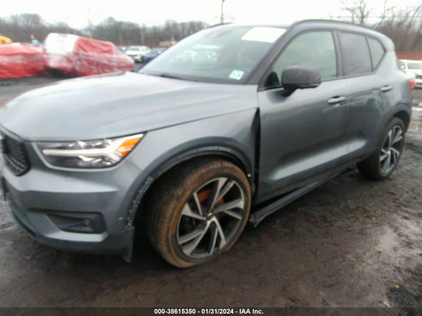 2019 VOLVO XC40 T5 R-DESIGN YV4162UM8K2130849