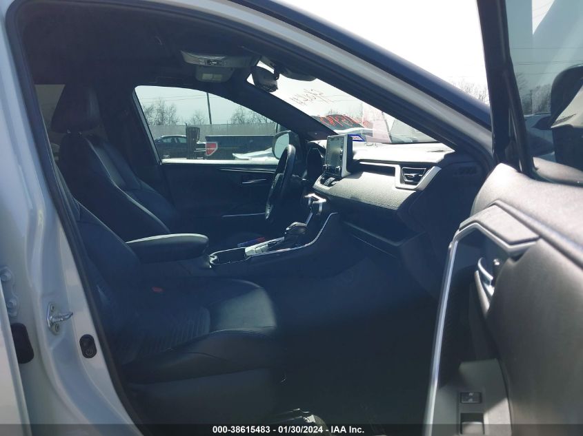 2020 TOYOTA RAV4 XSE HYBRID - 2T3EWRFV8LW056764