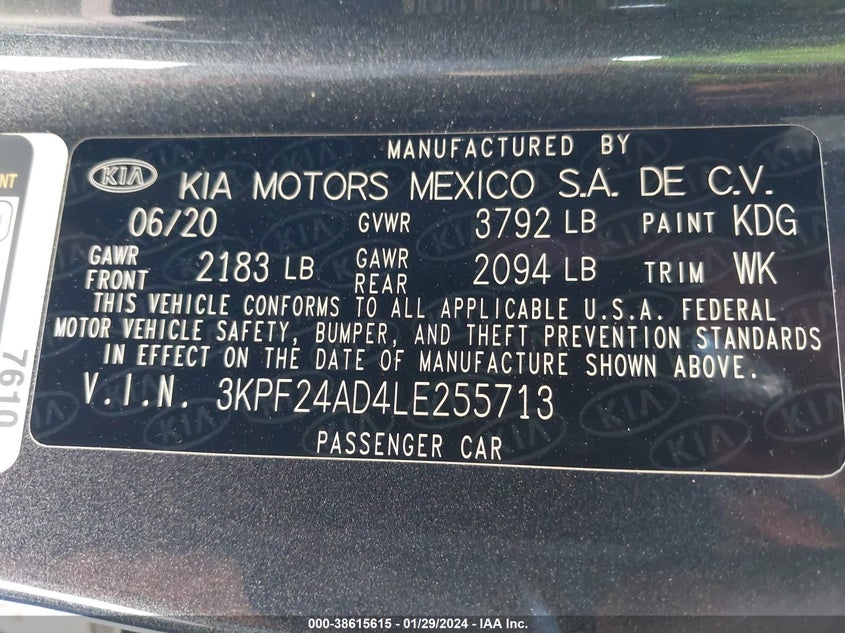 VIN 3KPF24AD4LE255713 2020 KIA FORTE LXS