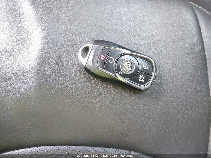 VIN 1G4ZP5SZ0KU110596 2019 BUICK LACROSSE ESSENCE
