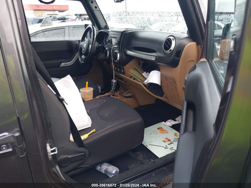 2014 JEEP WRANGLER UNLIMITED SAHARA - 1C4BJWEG9EL270977