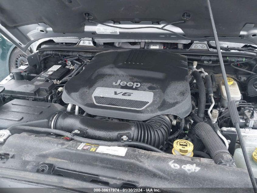 2016 JEEP WRANGLER UNLIMITED SAHARA - 1C4BJWEG2GL178564