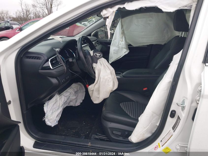 2018 TOYOTA CAMRY SE - JTNB11HK3J3021342