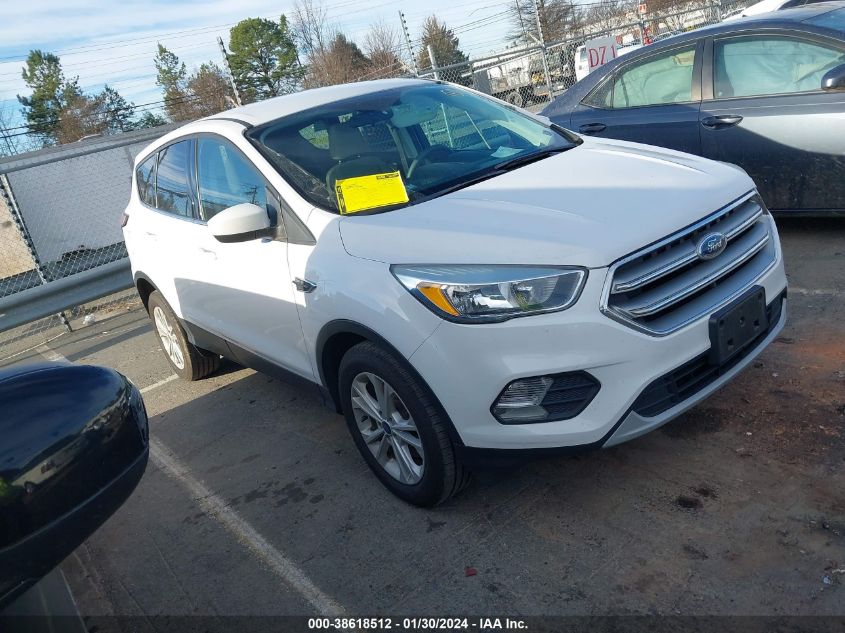 2017 FORD ESCAPE SE - 1FMCU9GD8HUC60855