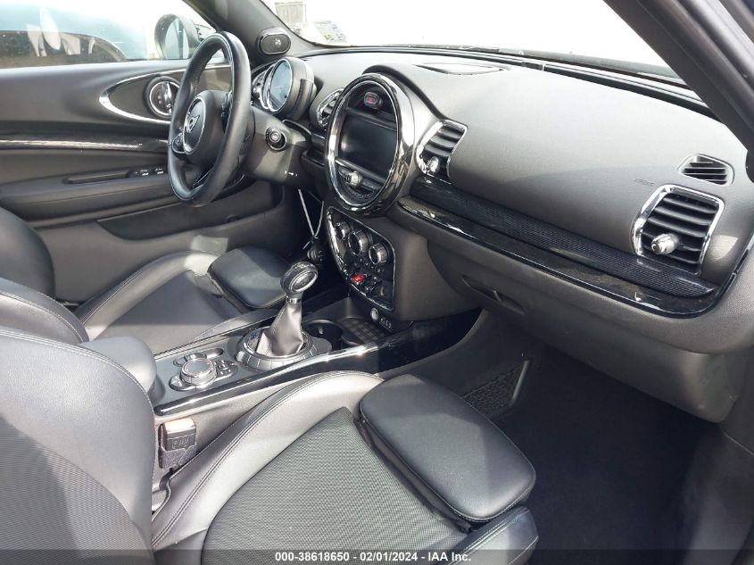 2016 MINI CLUBMAN COOPER S - WMWLN9C55G2E47819