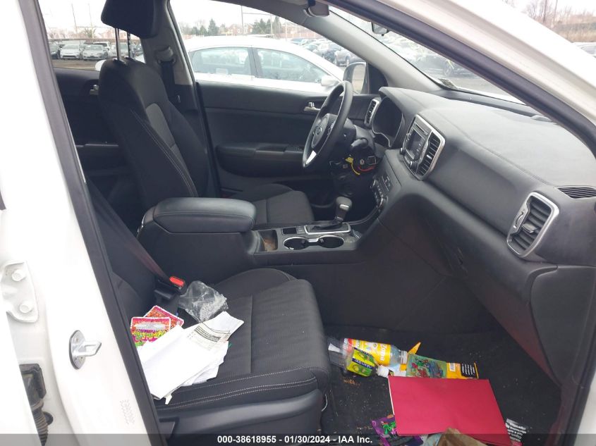 2019 KIA SPORTAGE LX - KNDPMCAC1K7597697