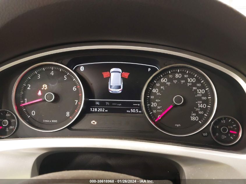 2015 VOLKSWAGEN TOUAREG V6 LUX - WVGEF9BP9FD007139