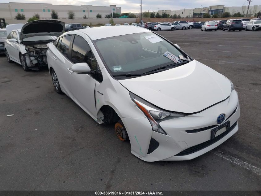 2018 TOYOTA PRIUS TWO - JTDKBRFUXJ3064922