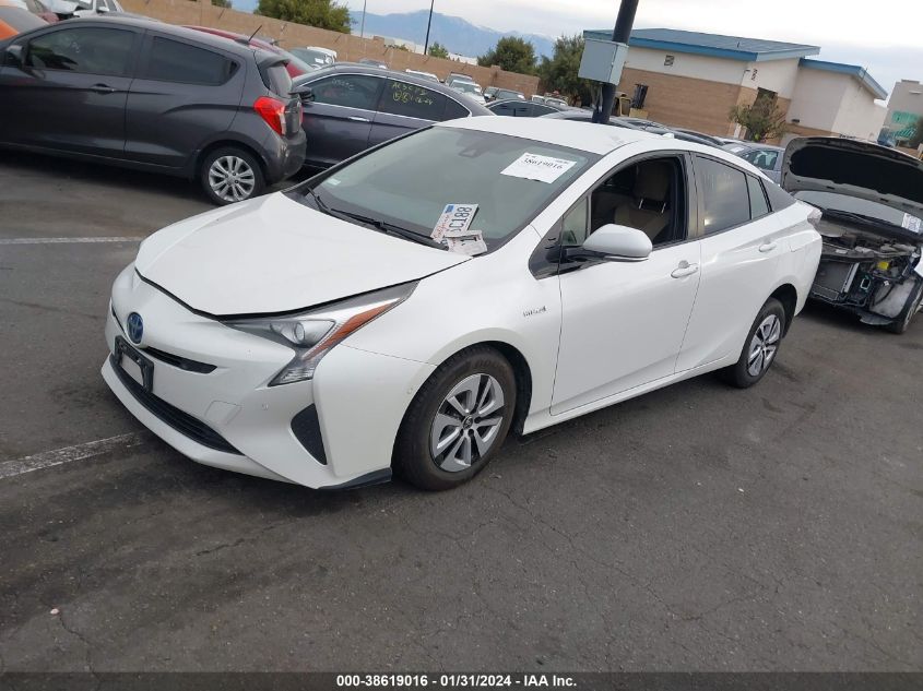 2018 TOYOTA PRIUS TWO - JTDKBRFUXJ3064922