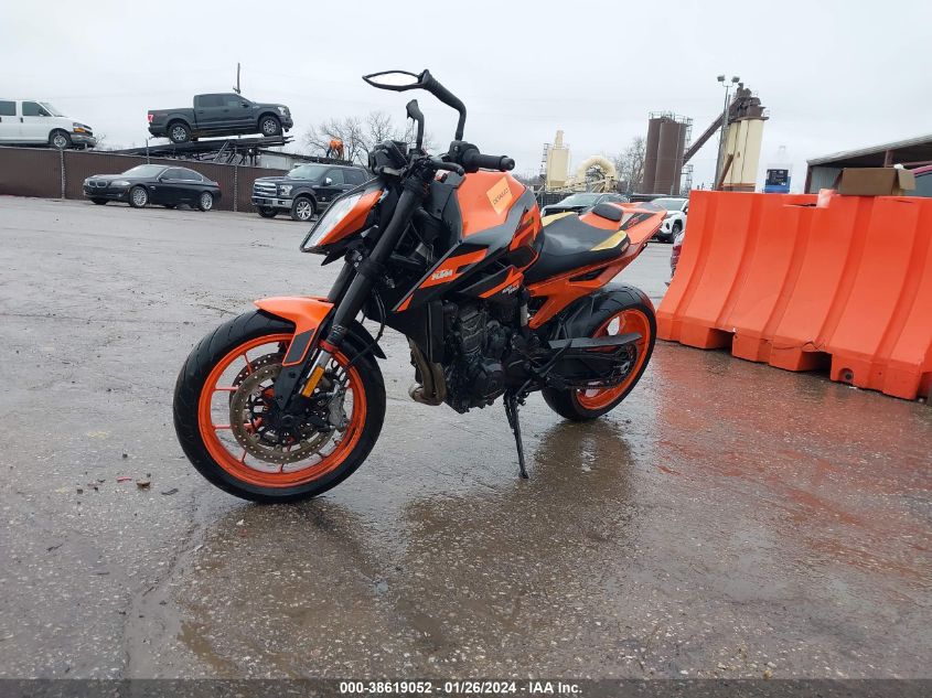 2022 KTM 890 DUKE R - VBKTU9406NM842405