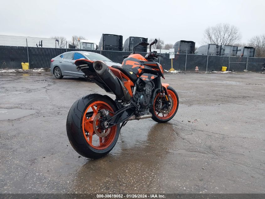 2022 KTM 890 DUKE R - VBKTU9406NM842405