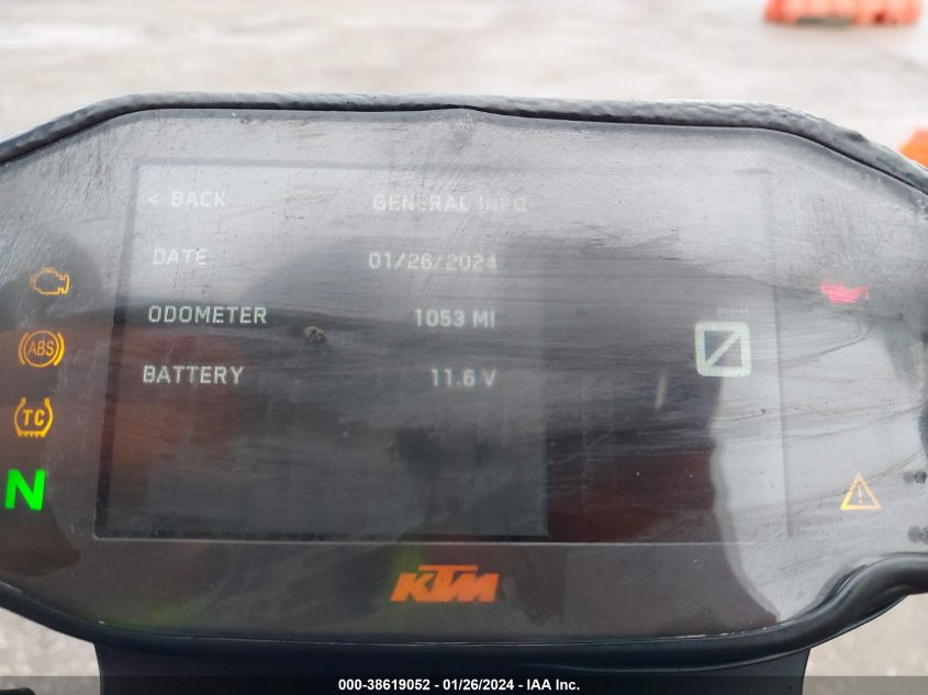 2022 KTM 890 DUKE R - VBKTU9406NM842405