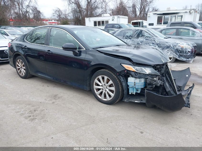 2018 TOYOTA CAMRY LE - JTNB11HK0J3030113
