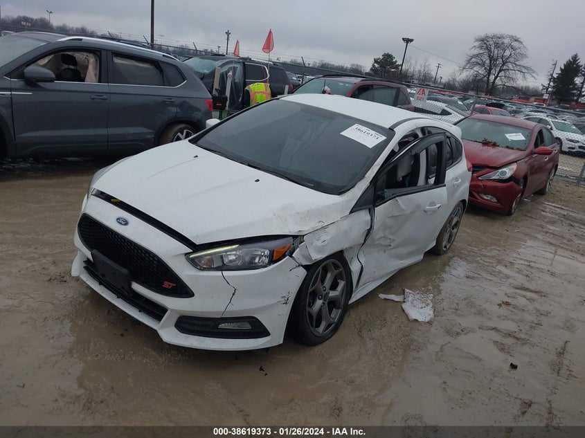 VIN 1FADP3L9XJL289371 2018 FORD FOCUS ST