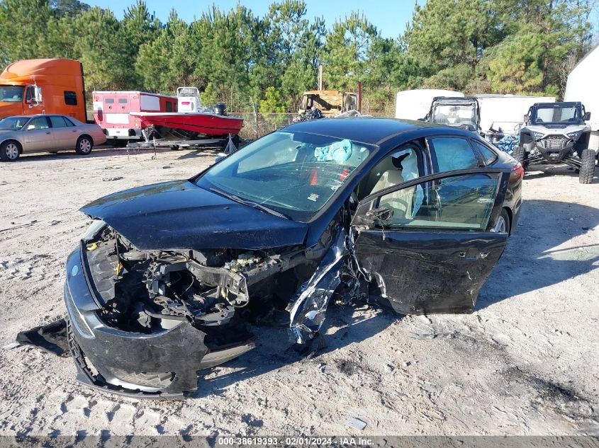 2015 FORD FOCUS SE - 1FADP3F26FL238178