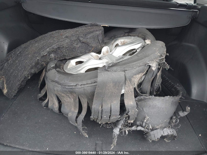 VIN 2T3P1RFV3LC084559 2020 TOYOTA RAV4 XLE