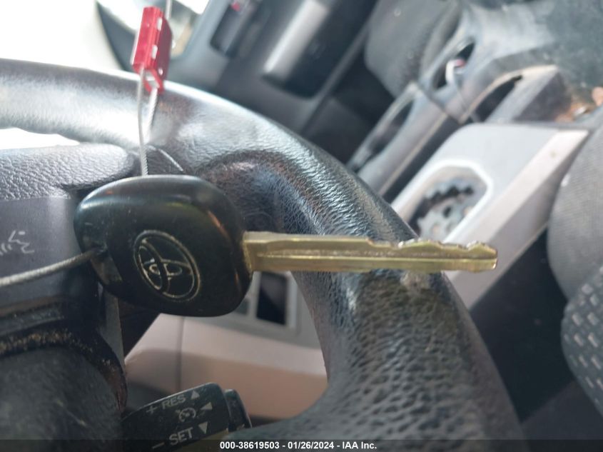 2013 TOYOTA TUNDRA CREWMAX SR5 - 5TFDW5F11DX289982