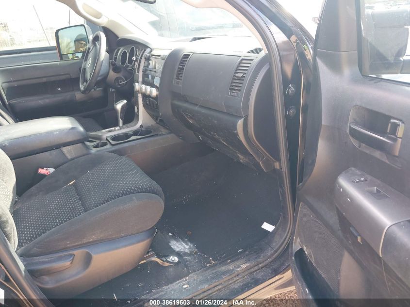 2013 TOYOTA TUNDRA CREWMAX SR5 - 5TFDW5F11DX289982