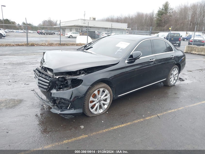 VIN WDDZF4KB9KA624328 2019 MERCEDES-BENZ E 300 4MATIC