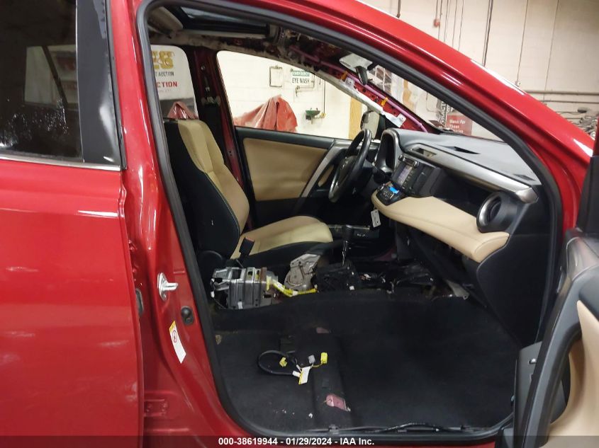 2017 TOYOTA RAV4 XLE - JTMRFREV5HJ111616