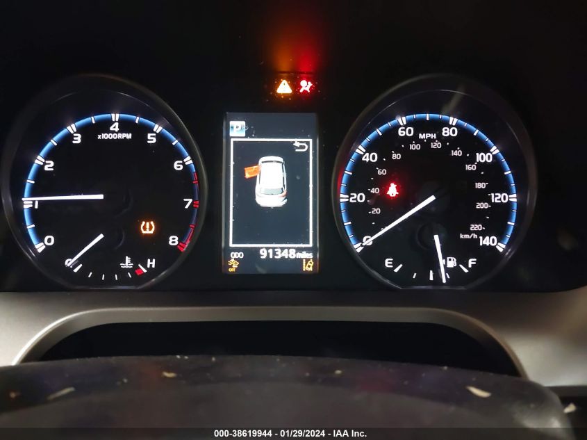 2017 TOYOTA RAV4 XLE - JTMRFREV5HJ111616