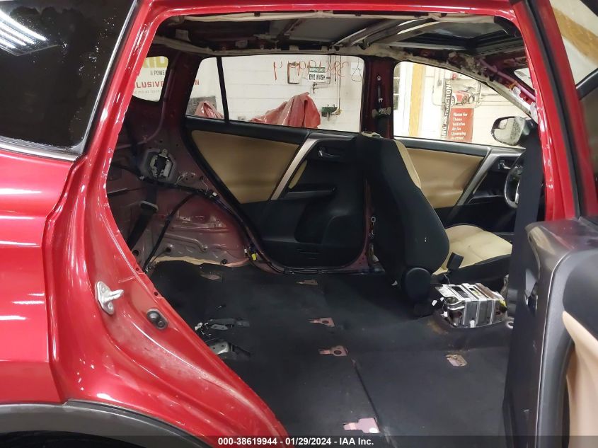 2017 TOYOTA RAV4 XLE - JTMRFREV5HJ111616