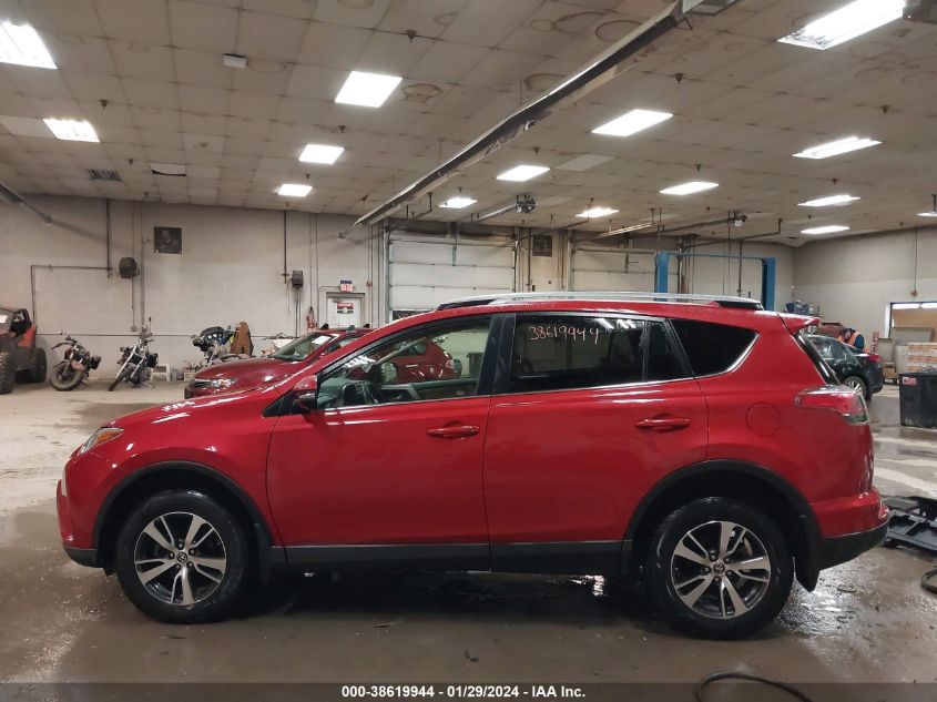 2017 TOYOTA RAV4 XLE - JTMRFREV5HJ111616