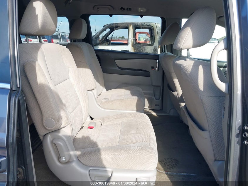 VIN 5FNRL5H45HB024987 2017 HONDA ODYSSEY EX