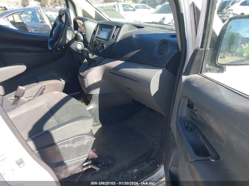 2015 NISSAN NV200 SV - 3N6CM0KN3FK705089