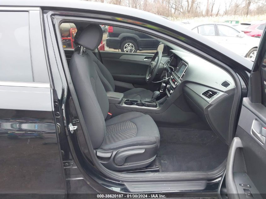 2018 HYUNDAI SONATA SE - 5NPE24AF2JH675654