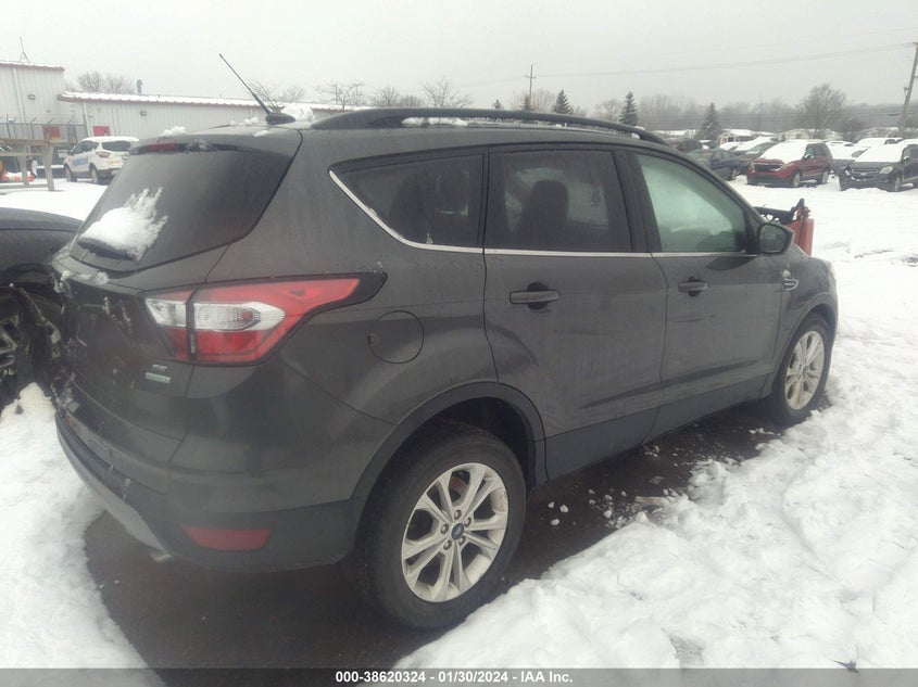 VIN 1FMCU0GD9JUD35628 2018 FORD ESCAPE SE