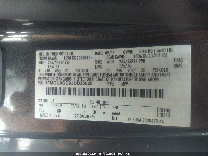 VIN 1FMCU0GD9JUD35628 2018 FORD ESCAPE SE