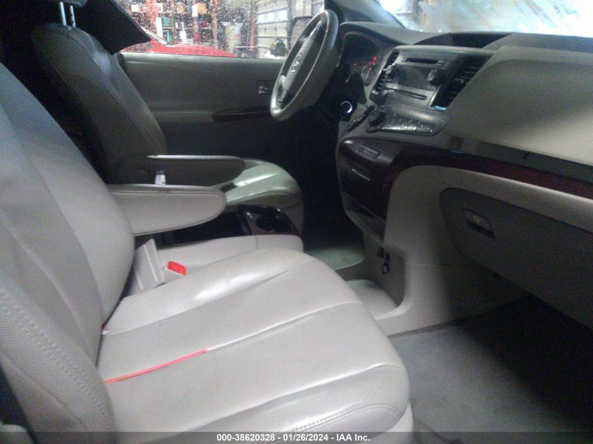 2013 TOYOTA SIENNA XLE/LIMITED - 5TDYK3DC4DS376450