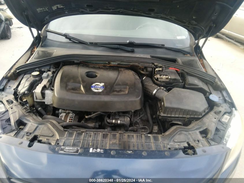 2015 VOLVO S60 T6 - YV149MFK9F1351591