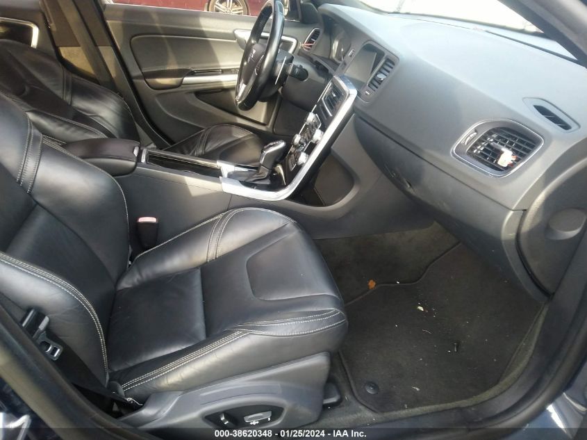 2015 VOLVO S60 T6 - YV149MFK9F1351591