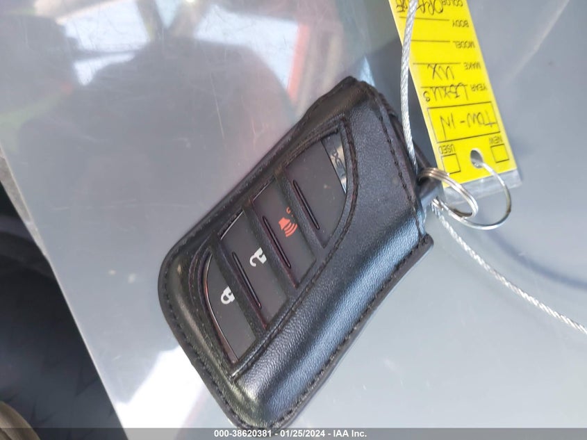 VIN JTHY3JBH5K2000925 2019 LEXUS UX 200