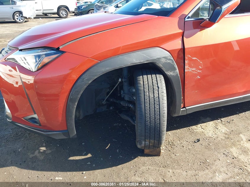 VIN JTHY3JBH5K2000925 2019 LEXUS UX 200