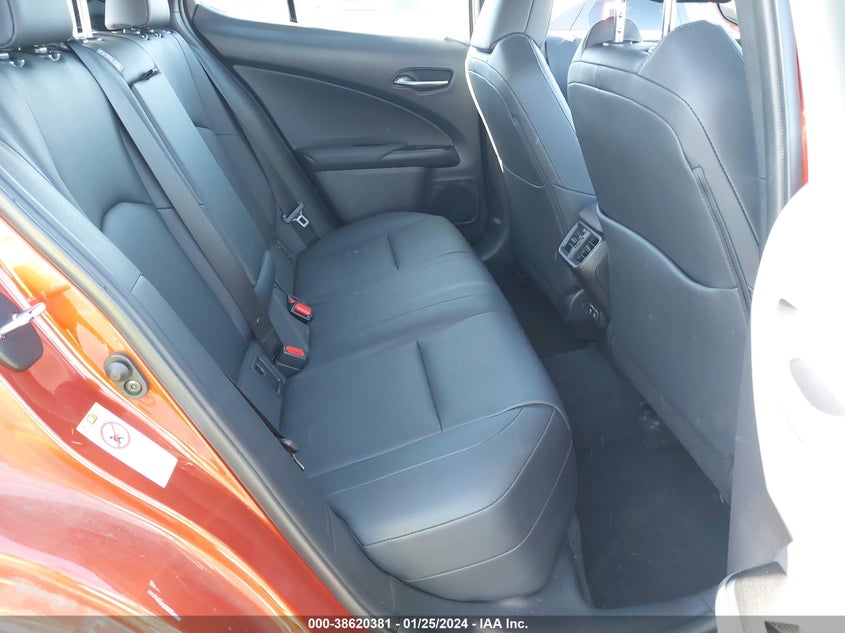 VIN JTHY3JBH5K2000925 2019 LEXUS UX 200