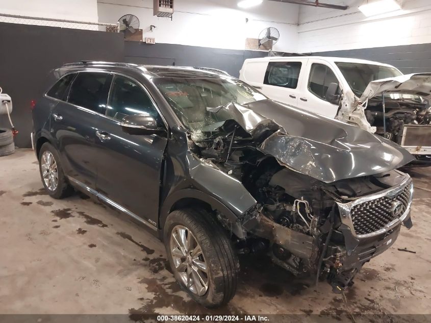 2017 KIA SORENTO 3.3L SXL - 5XYPKDA55HG244226