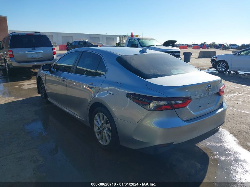 2021 TOYOTA CAMRY LE - 4T1C11AK2MU593449