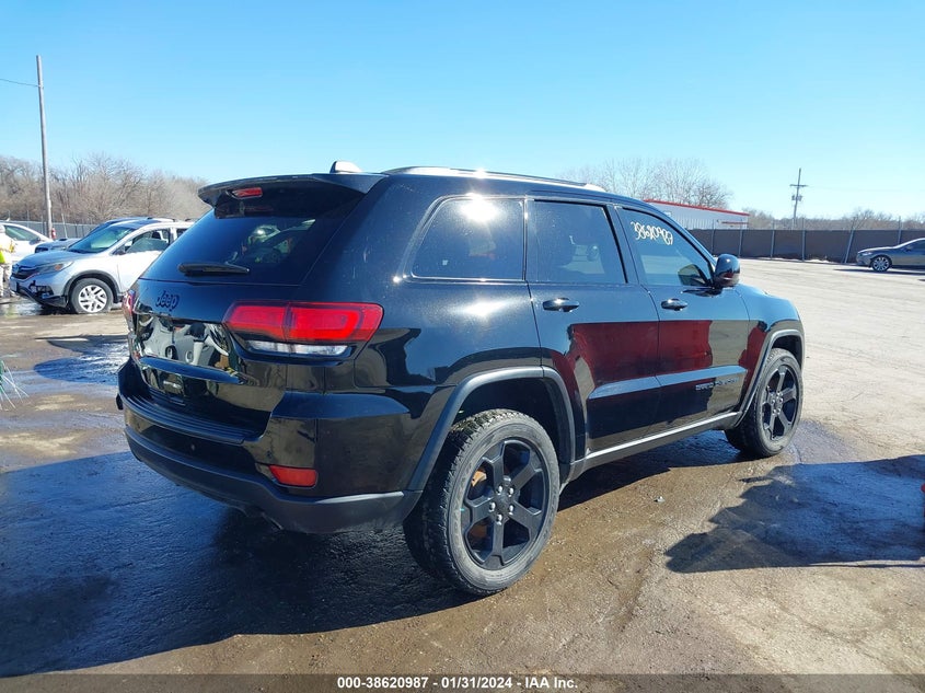 VIN 1C4RJFAG2KC784511 2019 JEEP GRAND CHEROKEE UPLAND 4X4