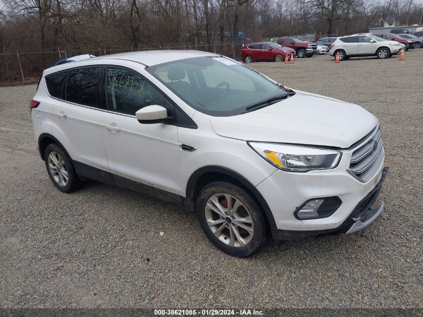 2017 FORD ESCAPE SE - 1FMCU0G95HUE89839