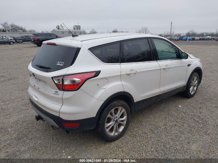 2017 FORD ESCAPE SE - 1FMCU0G95HUE89839