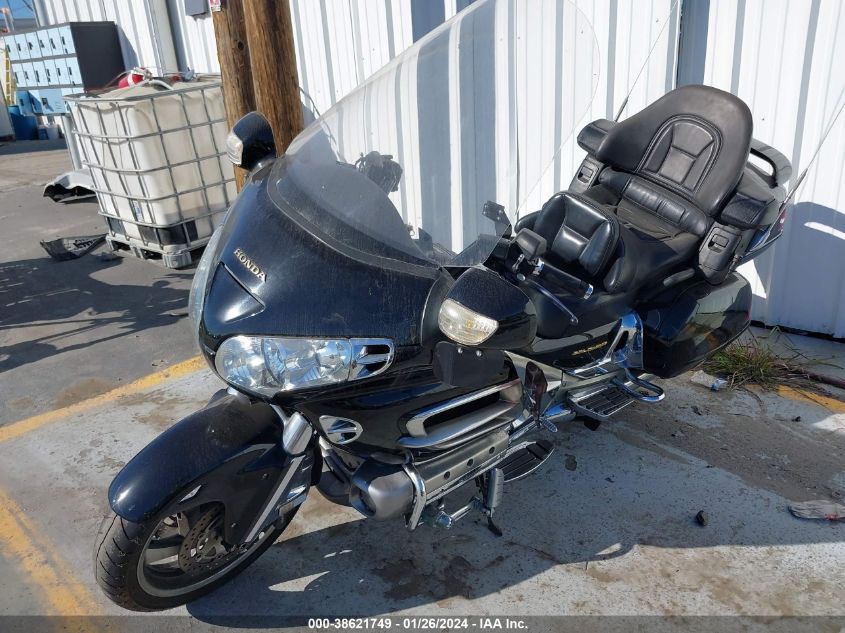 2004 HONDA GL1800 1HFSC47054A300622
