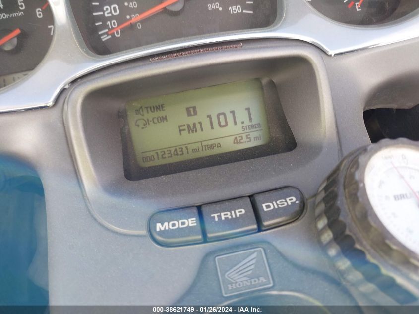 2004 HONDA GL1800 1HFSC47054A300622