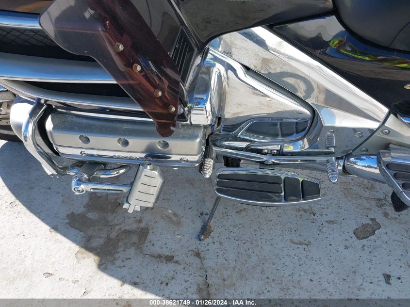 2004 HONDA GL1800 1HFSC47054A300622